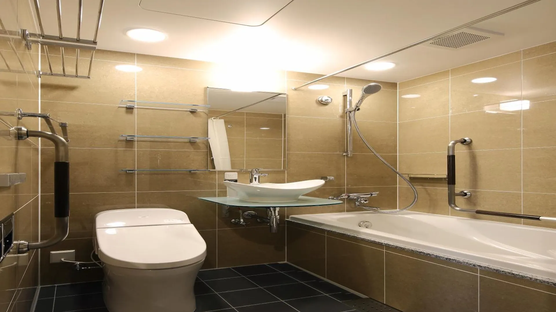 Apa Hotel Ueno Inaricho Ekikita Tokyo